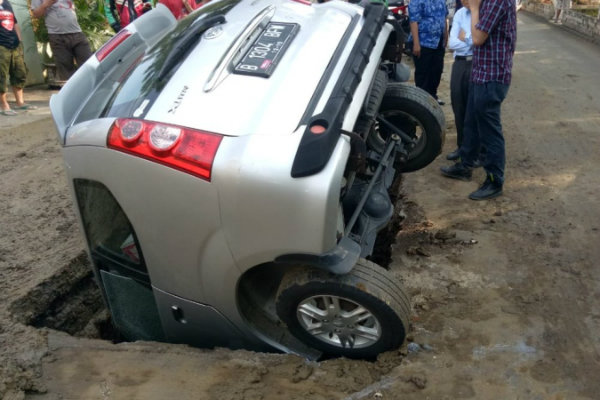 Sebuah Mobil Terperosok ke Jurang di Sedayu Bantul, 1 Orang Meninggal Dunia