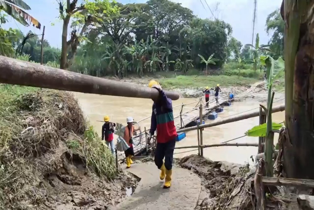 Banjir Akibat Tanggul Jebol Grobogan di Momen Lebaran 2025, PLN Sigap Pulihkan Kelistrikan 100 Persen