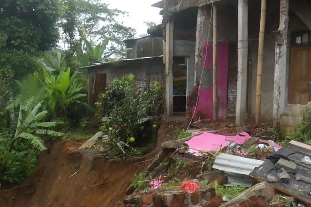 Tanah Longsor Rusak 3 Rumah di Temanggung, Tidak Ada Korban Jiwa