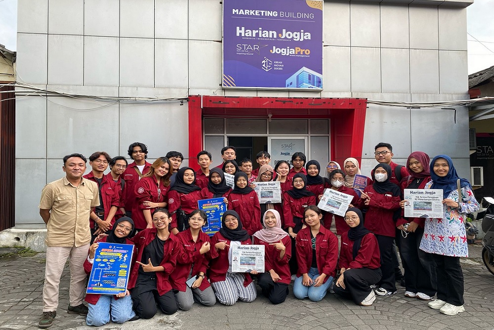 Datangi Harian Jogja, Mahasiswa Prodi Bahasa Inggris UGM Diskusi Soal Manajemen Event