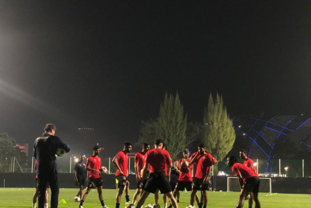 Timnas Bahrain Latihan Perdana di Lapangan A GBK dengan 14 Pemain