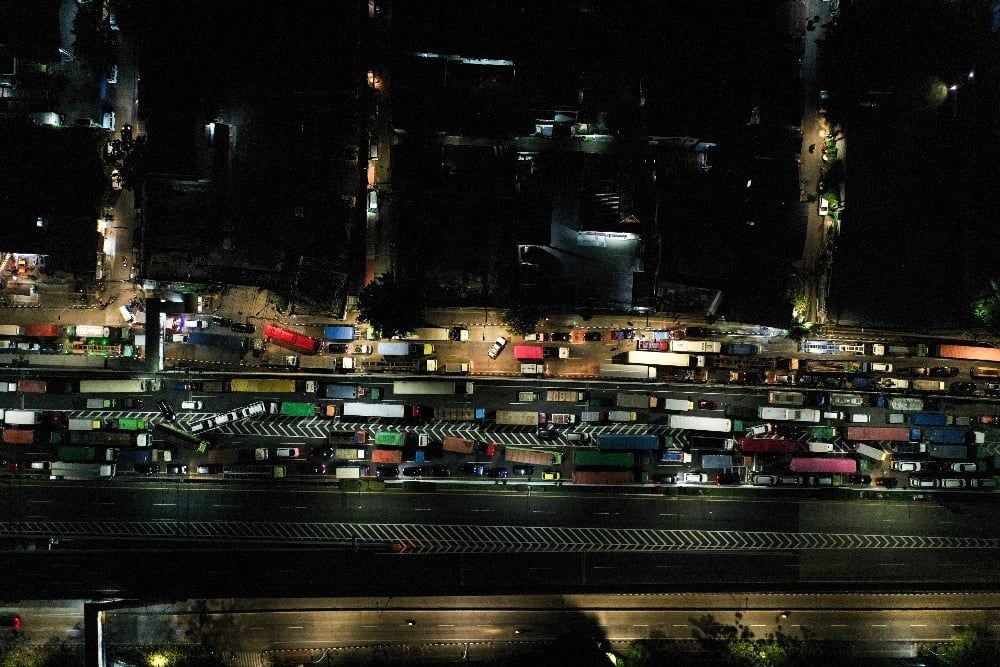 Kondisi Lalin di Tanjung Priok Masih Padat Akibat Aktivitas Bongkar Muat