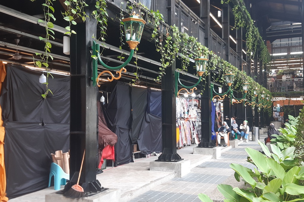 Banyak yang Tutup, Teras Malioboro Beskalan Sepi Pengunjung Meski Musim Libur