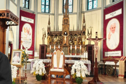 Jenazah Mendiang Paus Fransiskus Akan Dipindahkan ke Basilika Santo Petrus Vatikan