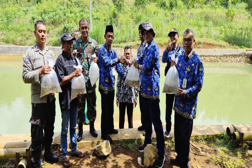 Jaga Kelestarian Ikan Endemik Lokal, Gunungkidul Rutin Tabur Benih Tawes dan Nilem