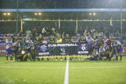 JNE dan Media Unjuk Sportivitas Lewat Fun Match Mini Soccer di Yogyakarta