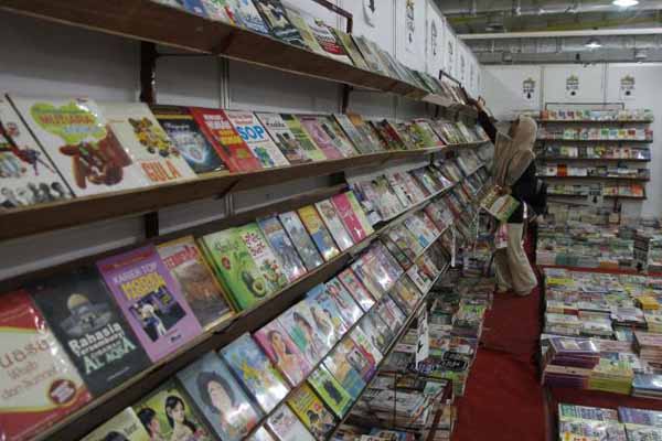Pemerintah Terjunkan 100 Pakar untuk Merevisi Buku Sejarah