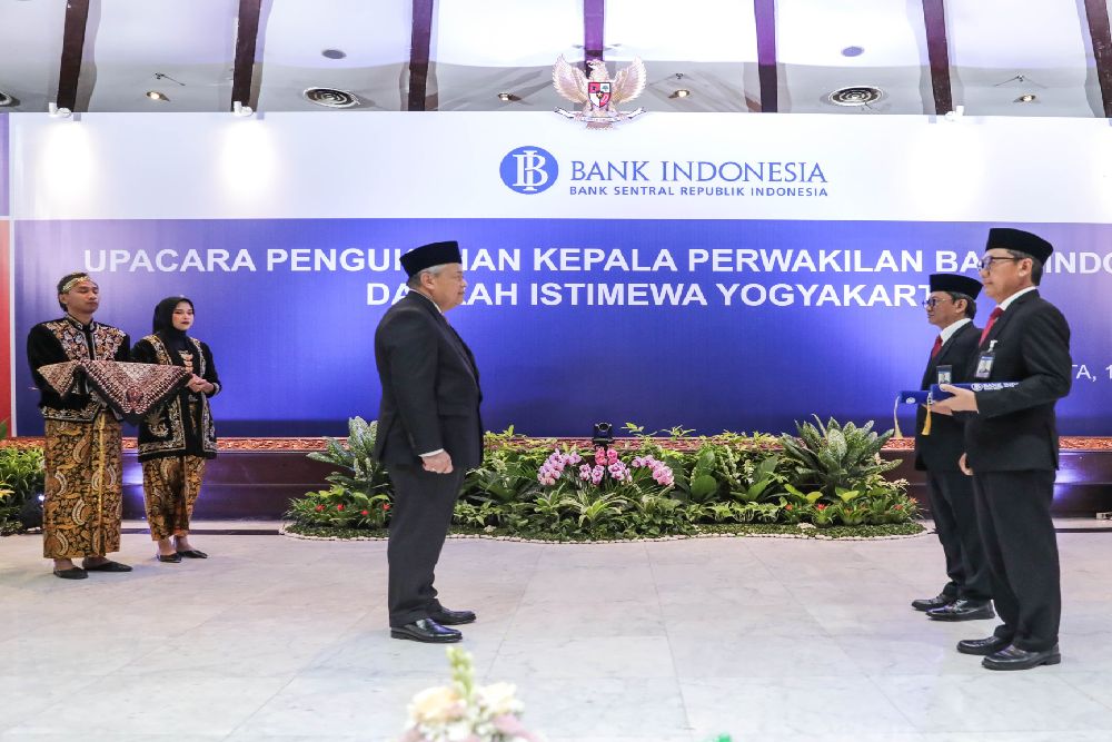 Sri Darmadi Sudibyo Dikukuhkan sebagai Kepala Perwakilan Bank Indonesia di DIY