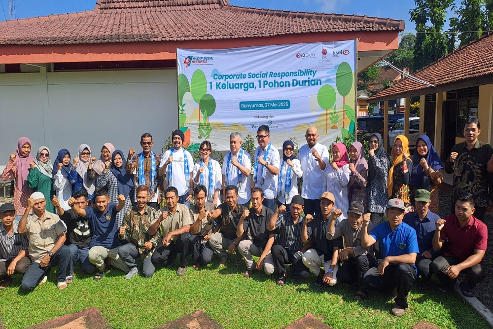 Rangkaian HUT ke-47 Pasar Modal Indonesia Tanam 1.500 Pohon di Banyumas