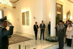 Momen Megawati Diapit Prabowo dan Gibran saat Upacara Hari Lahir Pancasila