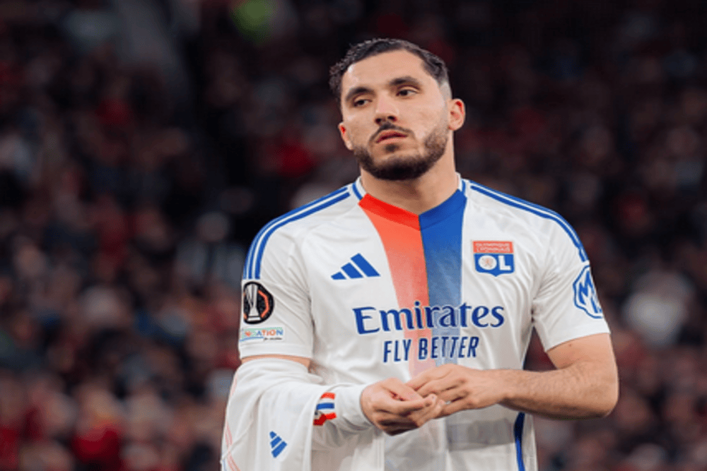 Manchester City Dapatkan Rayan Cherki