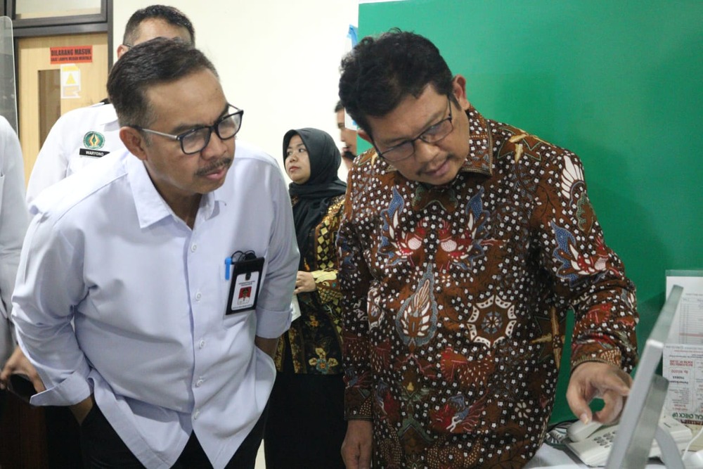 Dirut BPJS Kesehatan Gandeng Wali Kota Yogyakarta Cek Layanan JKN di RS Pratama