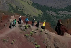 Investor Menghilang, Pembangunan Kereta Gantung ke Gunung Rinjani Batal