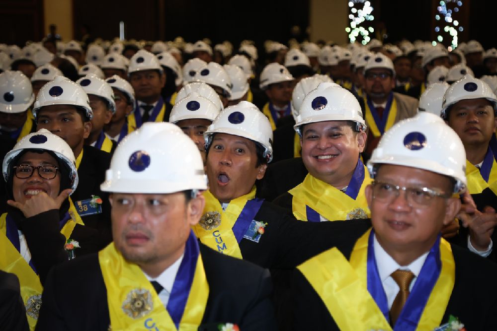 Seribu Insinyur Baru UGM Diminta Tidak Hanya Membangun Gedung Tetapi Ikut Membangun Peradaban