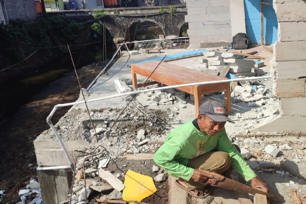 Batas Waktu Berakhir, Satpol PP Gunungkidul Minta Bangunan Liar di Pantai Drini Segera Dibongkar