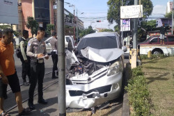 Kecelakaan Kereta! Mobil Terseret KA Batara Kresna di Loji Wetan Solo