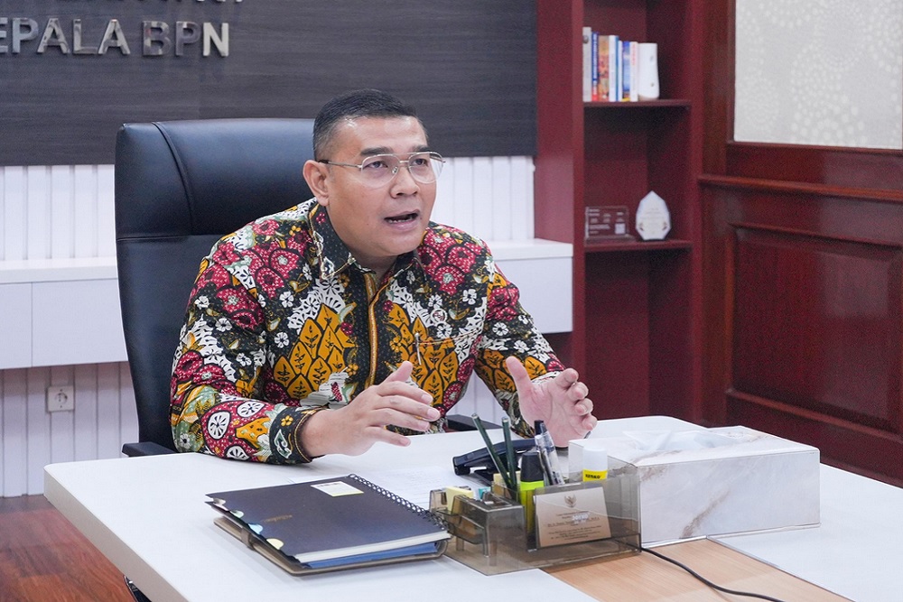 Buka Sosialisasi Kehumasan, Wamen Ossy Berpesan Agar Strakom Bersifat Informatif, Edukatif, Partisipatif, dan Transformasional