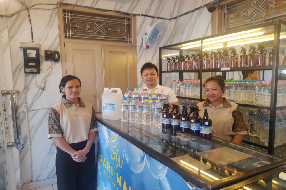 Satu Parfum Laundry Jogja Bisa untuk Pakaian, Gorden, Karpet, Sepatu hingga Helm