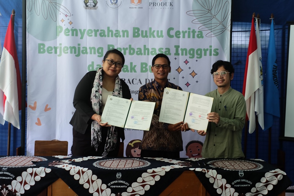 PkM UKDW: Today a Reader, Tomorrow a Leader Jadi Semangat Literasi Sejak Dini