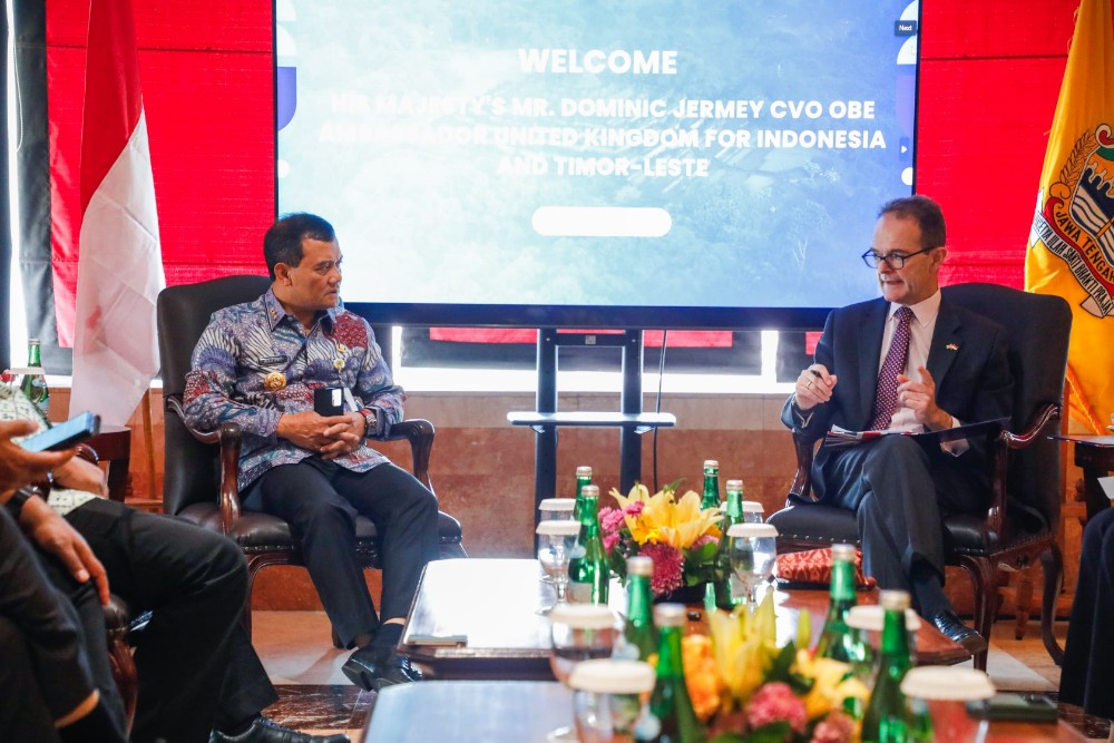 Bertemu Ahmad Luthfi, Duta Besar Inggris Jajaki Investasi Pengolahan Sampah hingga Keamanan Siber