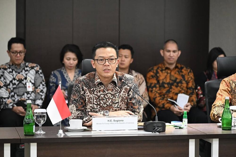 Profil Sekjen Baru Gerindra, Sugiono