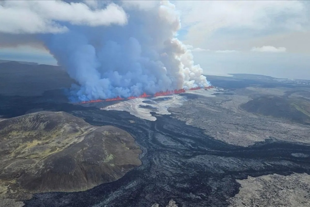 Gunung Krasheninnikov Rusia Meletus Setelah 600 Tahun Tertidur