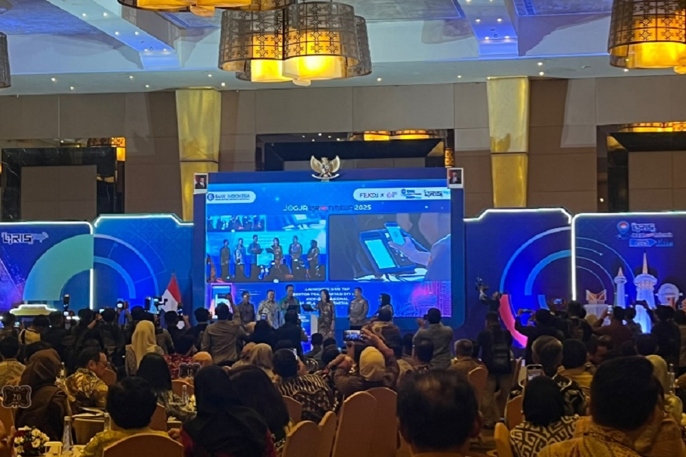 Bank Indonesia Luncurkan Layanan QRIS Tap Transportasi Publik DIY