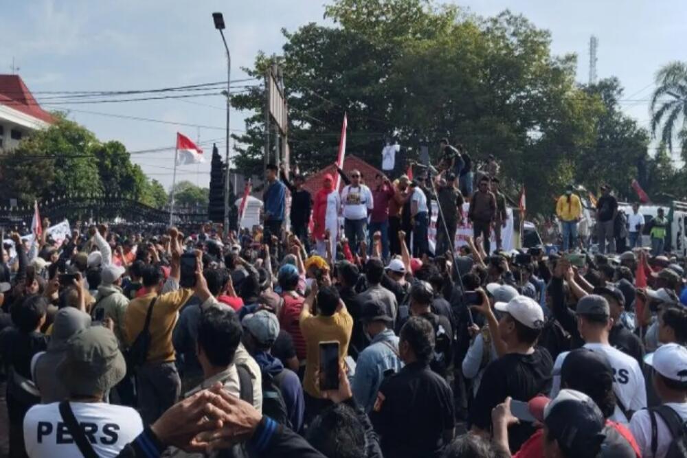 Ada Demo Pati 13 Agustus 2025: 22 Sekolah, Ritel dan Toko Tutup