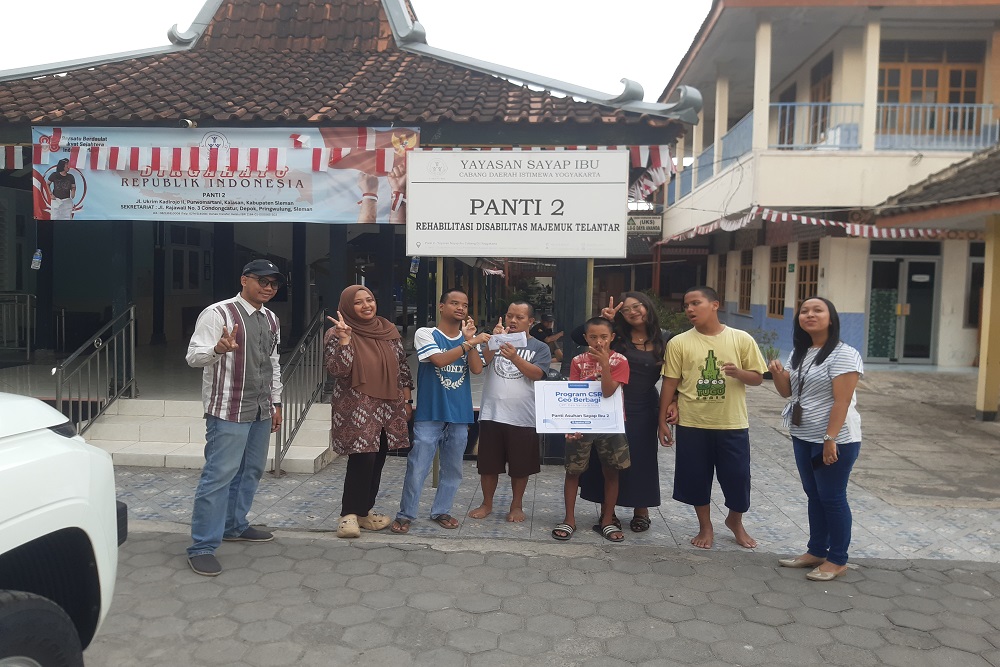 Peduli Anak Difabel, Geo Santara Beri Sumbangan Ke Panti Asuhan Sayap Ibu