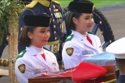 Ini Profil Pelajar Pembawa Bendera dan Teks Proklamasi di Kirab HUT ke-80 RI