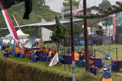 Karanganyar Diterjang Angin Kencang, Kirab Budaya Beruk Dihentikan