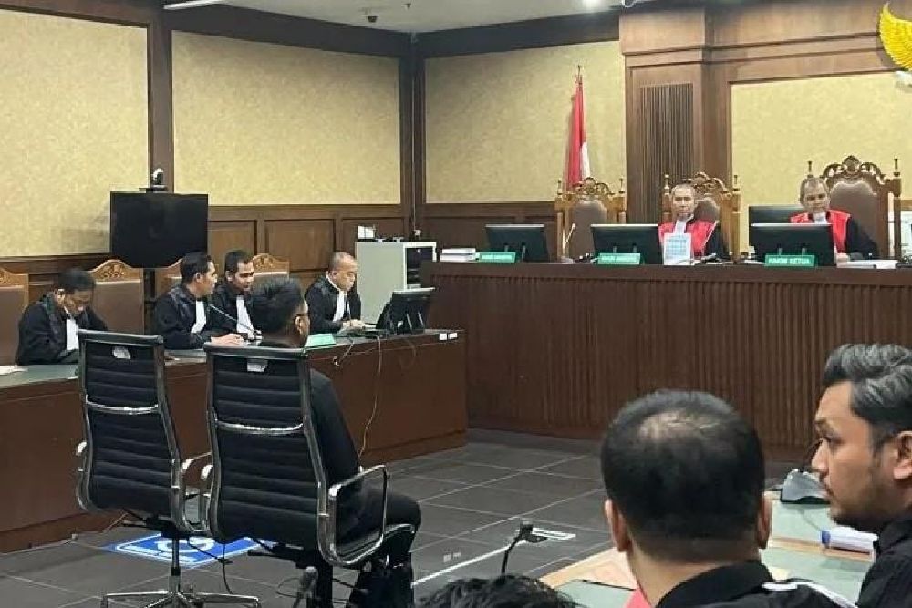 Ekspor Minyak, Mantan Ketua PN Jaksel Didakwa Menerima Suap Rp15,7 Miliar