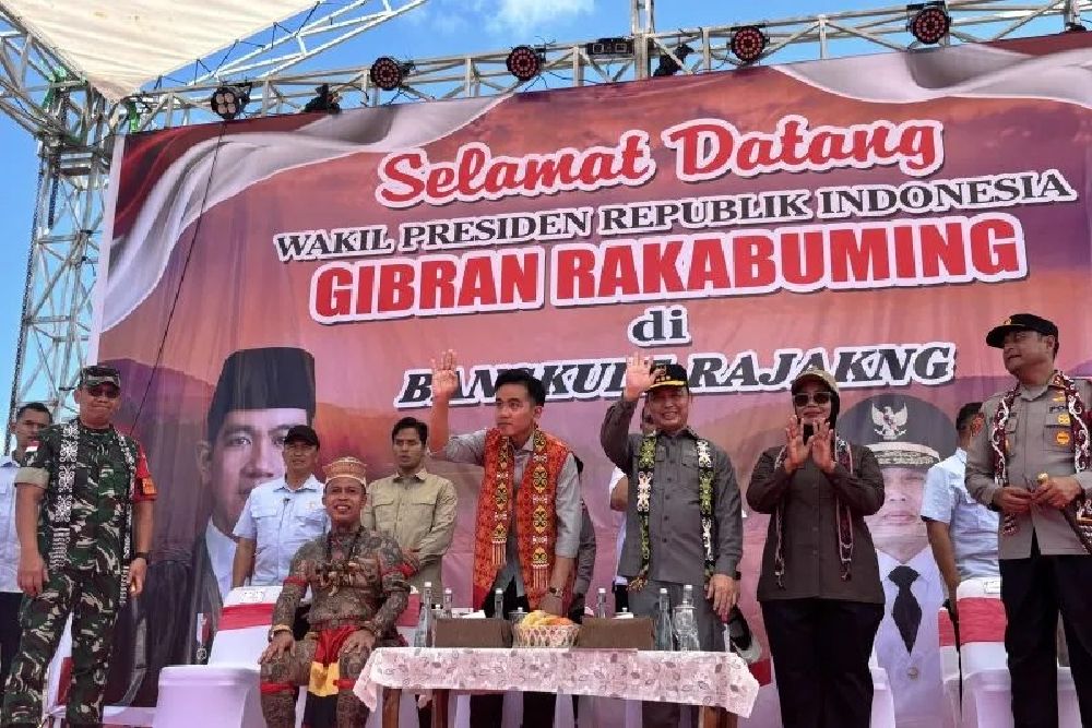 Wapres Gibran Bertemu dengan Panglima Jilah dan Pasukan Merah di Mempawah