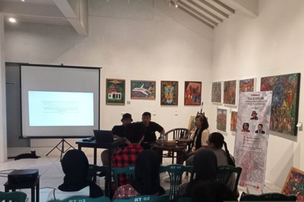 50 Lukisan Penyandang Autistik Dipamerkan di Bantul