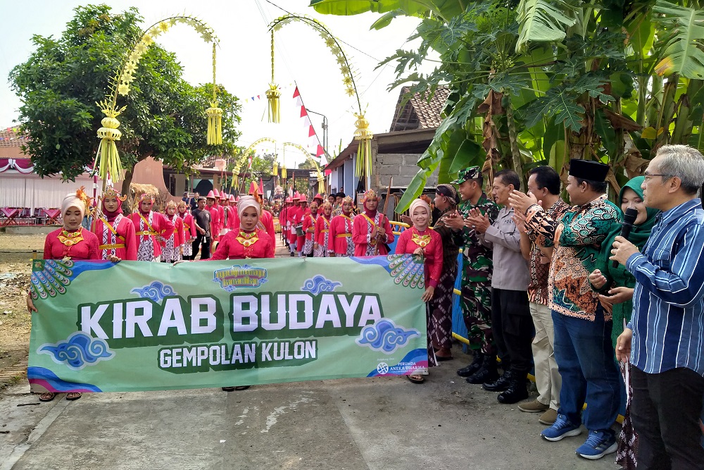 Peringati HUT ke-80 RI, Warga Gempolan Kulon Gelar Kirab Budaya