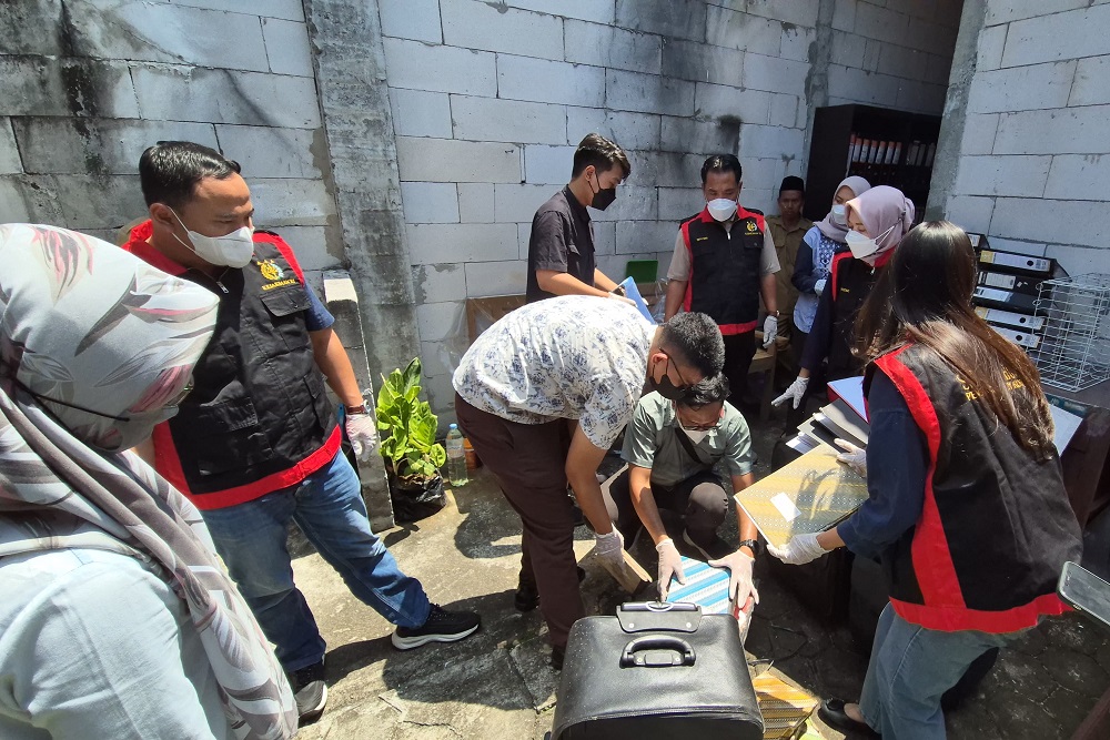 Kejari Kulonprogo Geledah Kantor BUKP Wates, Berkas dan CPU Komputer Disita
