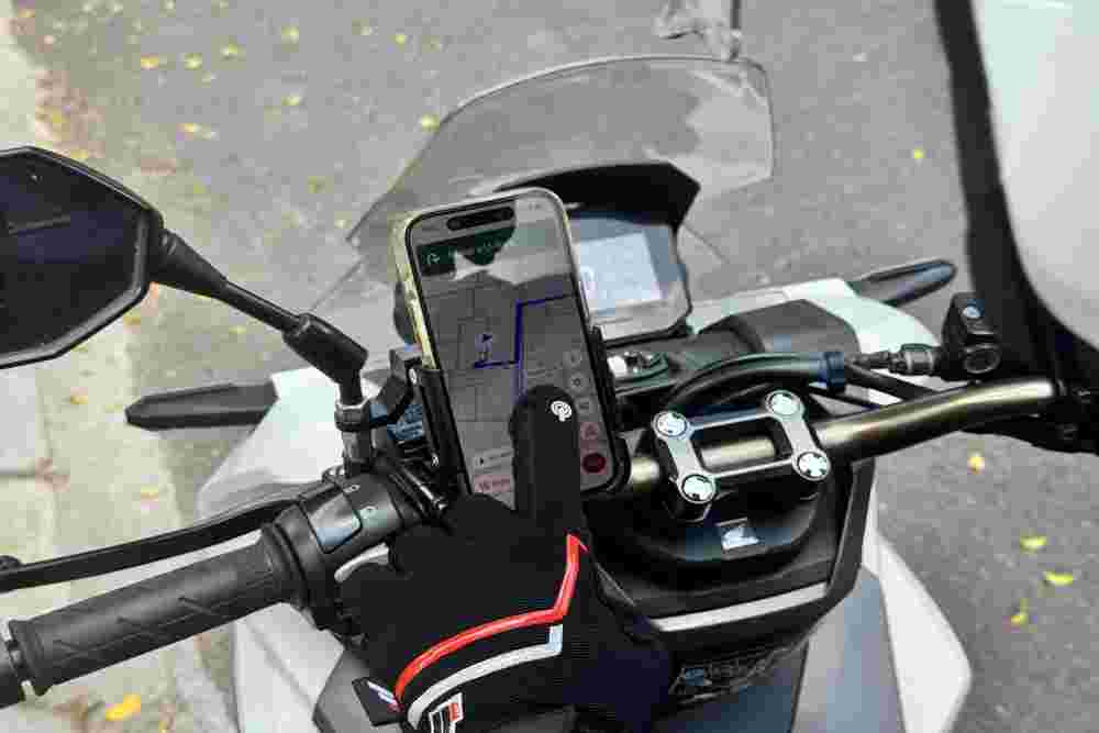 Bahaya Hilang Konsentrasi, Ini Cara Aman Gunakan Aplikasi Navigasi