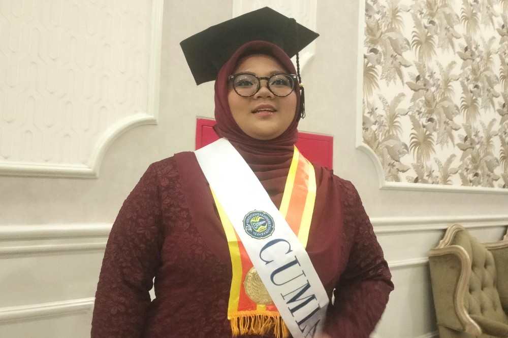 Kisah Ning Bila, Anak Kiai Masuk Teknik Sipil Lulus Cumlaude