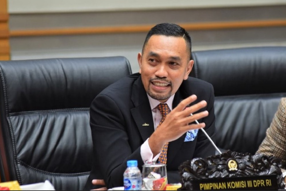 Ahmad Sahroni Diganti dari Jabatan di DPR, Ini Rekam Jejaknya