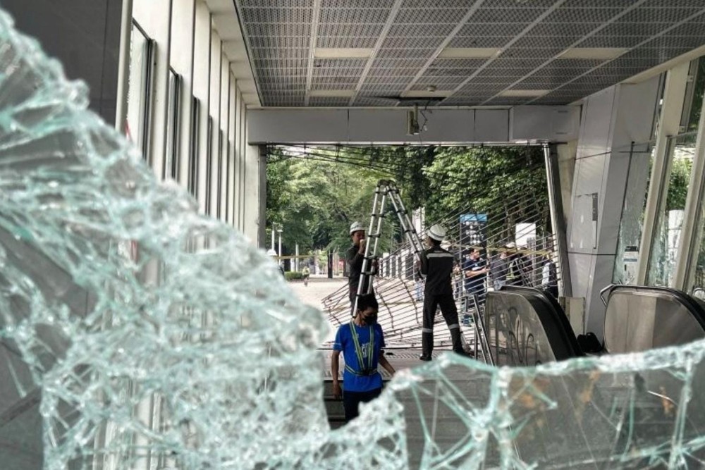 Demo Rusuh: CCTV hingga Vendhing Machine MRT Dijarah