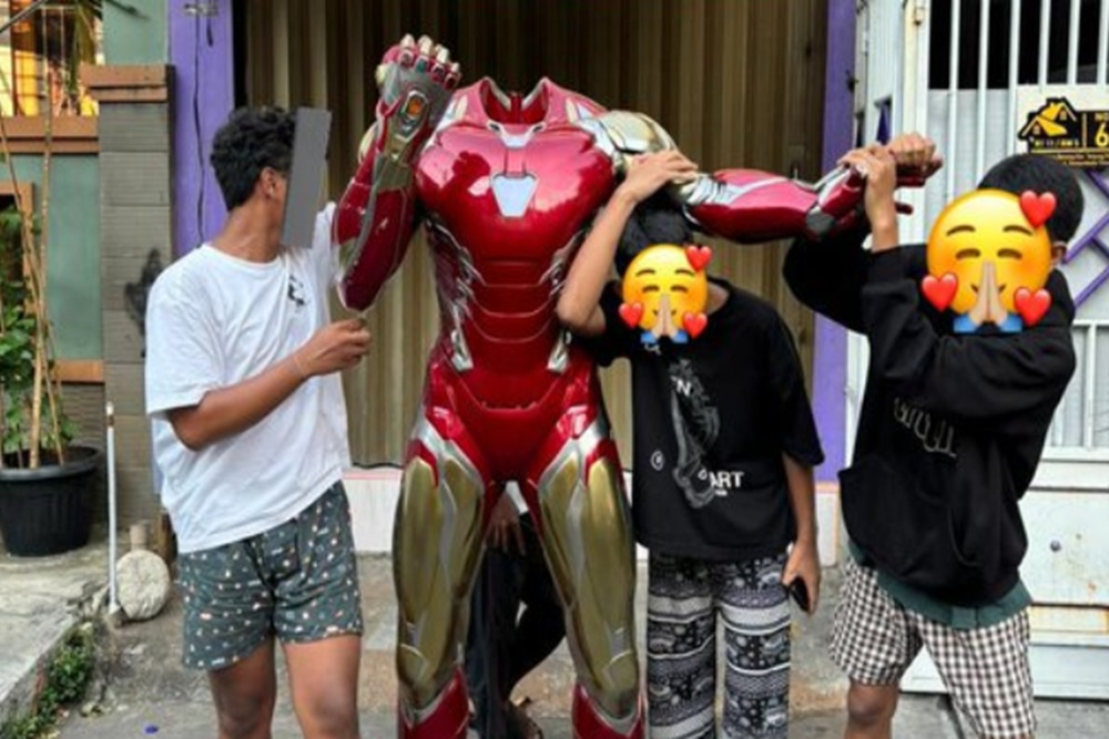Viral Rumah Sahroni Dijarah, Warga Bawa Patung Iron Man hingga Surat Tanah