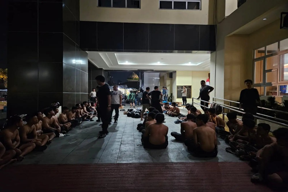 Polisi Tangkap 65 Orang Diduga Rusak Fasilitas Umum Saat Demo