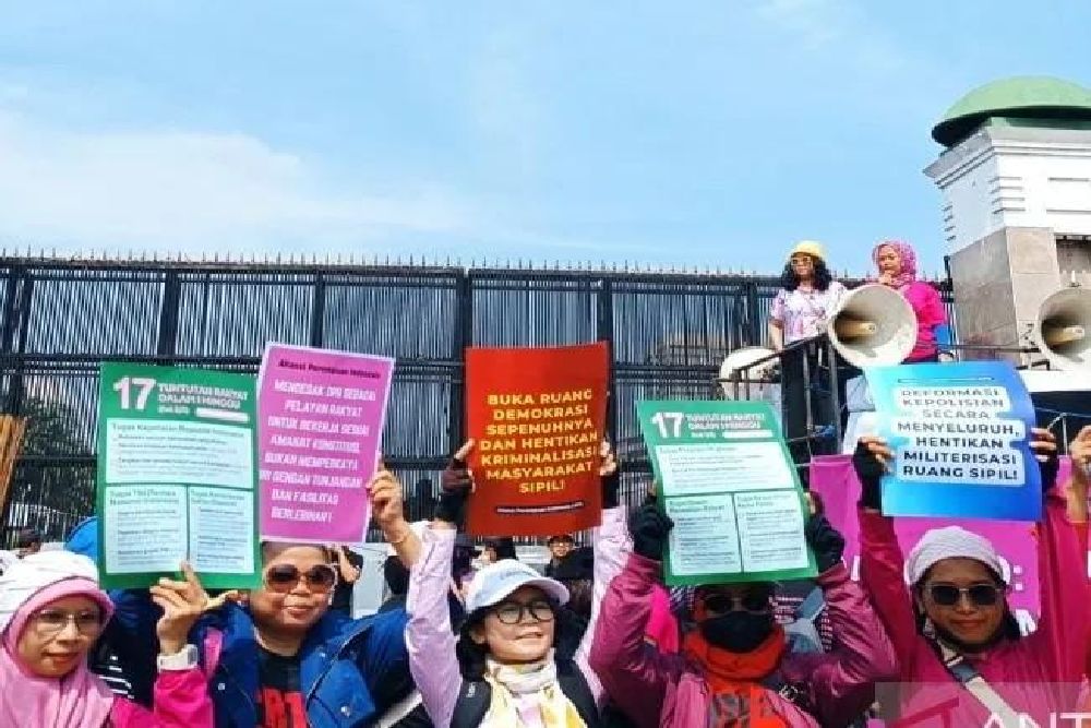Aliansi Perempuan Indonesia Gelar Demo di Depan Gedung DPR, Ini Tuntutannya