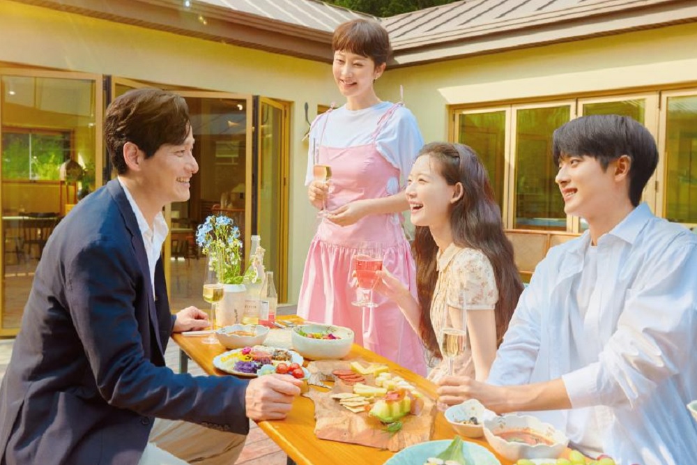 Hadir Seperti Teh Hangat, Drakor Love, Take Two Wajib Masuk Daftar Tontonan