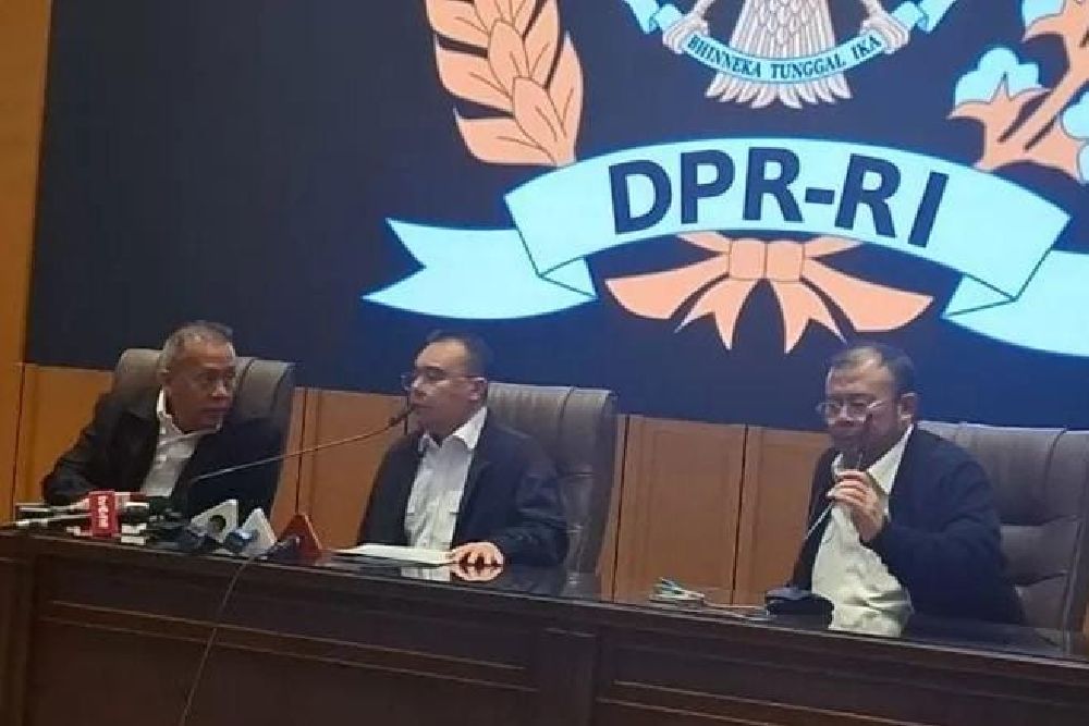 Pimpinan DPR Minta MKD Segera Proses Penonaktivan Ahmad Sahroni Dkk