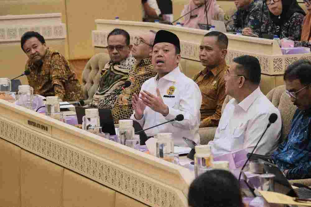 RDP dengan Komisi II DPR RI, Menteri Nusron Paparkan Progres Pendaftaran Tanah Capai 98 Persen