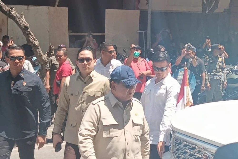 Tinjau Dampak Bencana, Prabowo Kunjungi Korban Banjir Bali