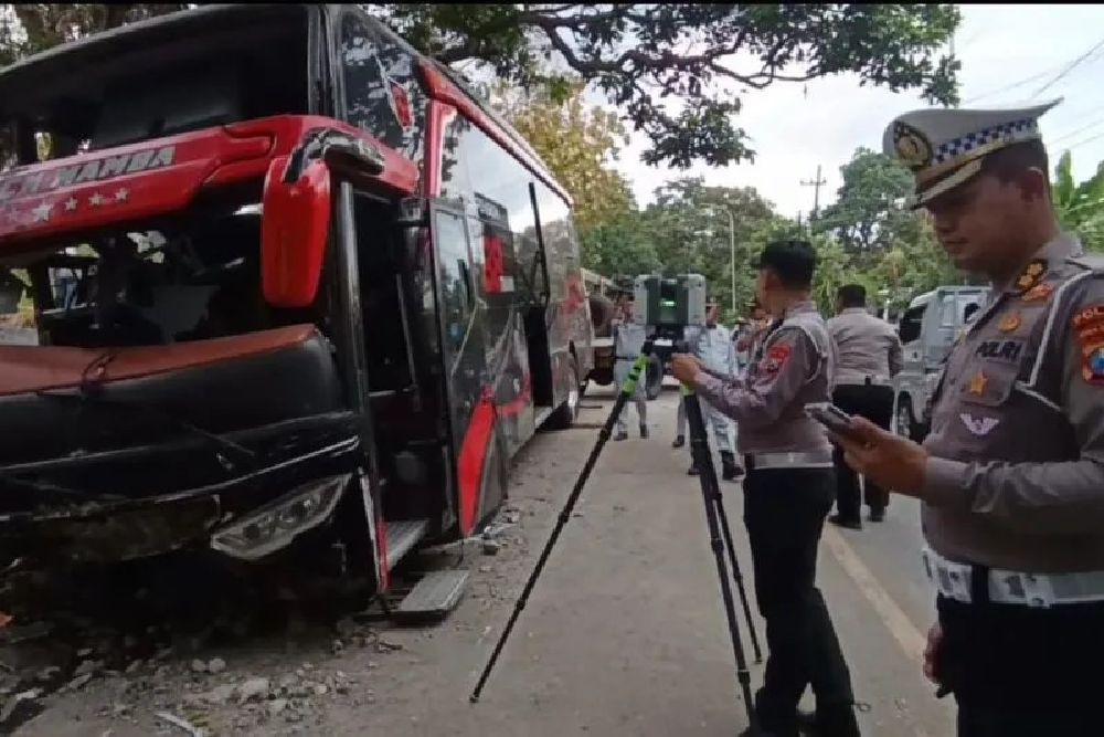 Polisi Selidiki Penyebab Kecelakaan Maut Bus Rombongan Rumah Sakit Bina Sehat