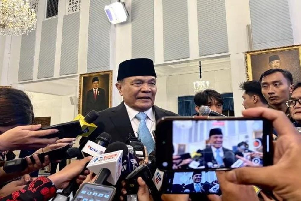 Dilantik Jadi Menko Polkam, Ini Pesan Prabowo untuk Djamari Chaniago
