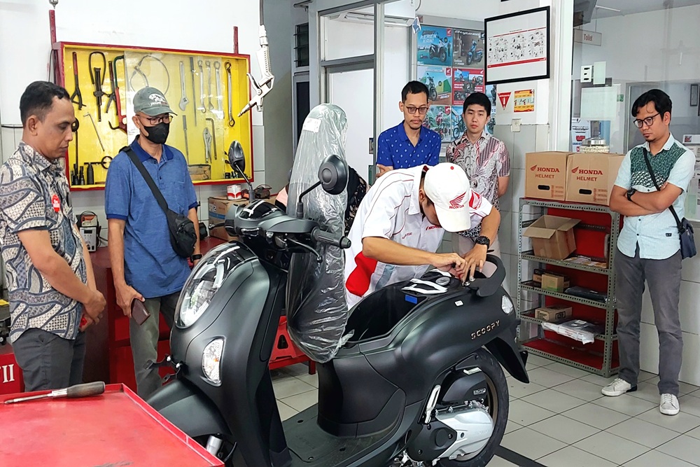 Astra Pamerkan Pengecekan Ketat Motor Sebelum Tiba ke Konsumen